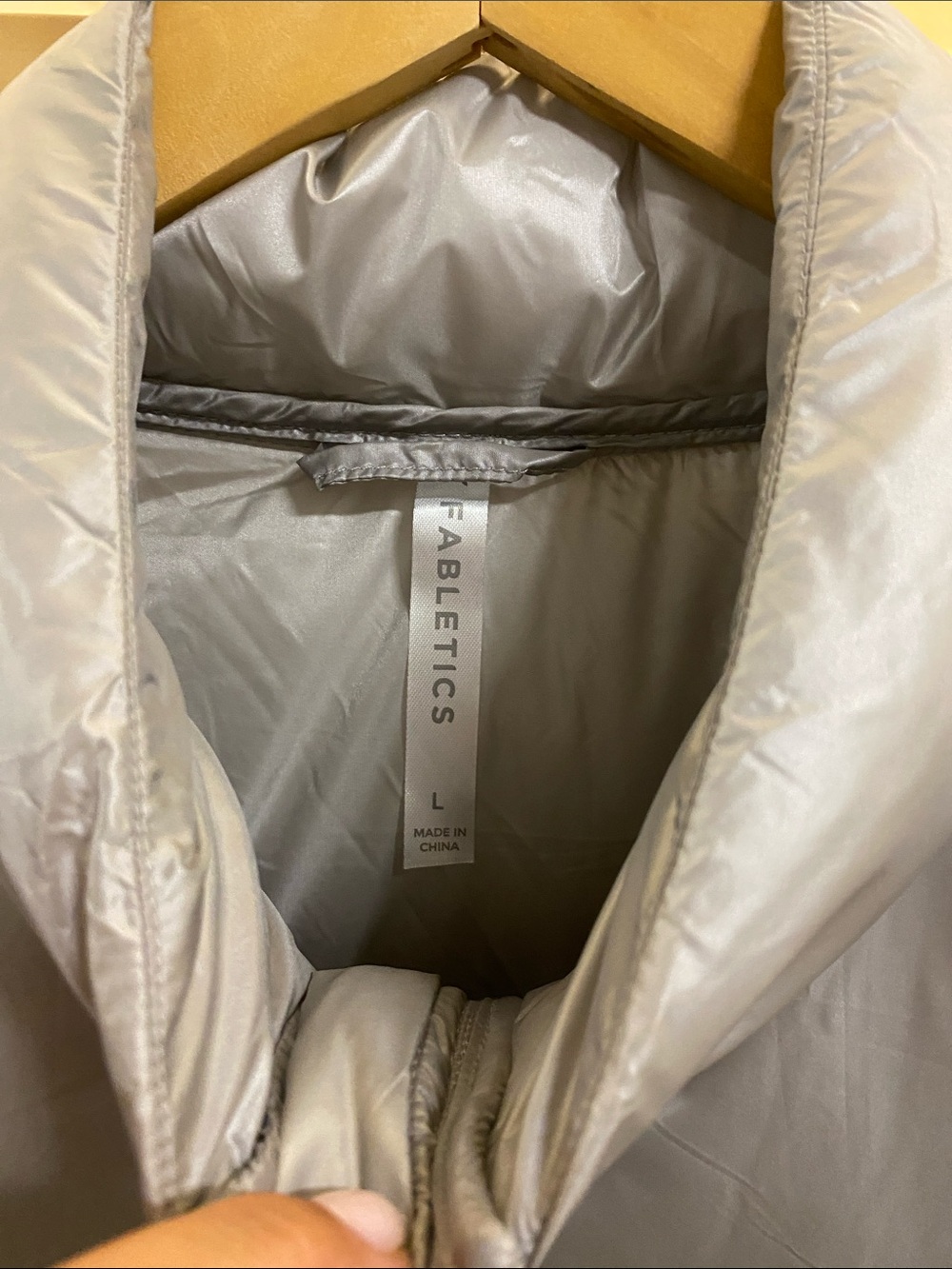 Fabletics Puffer Vest - Picture 2 of 6